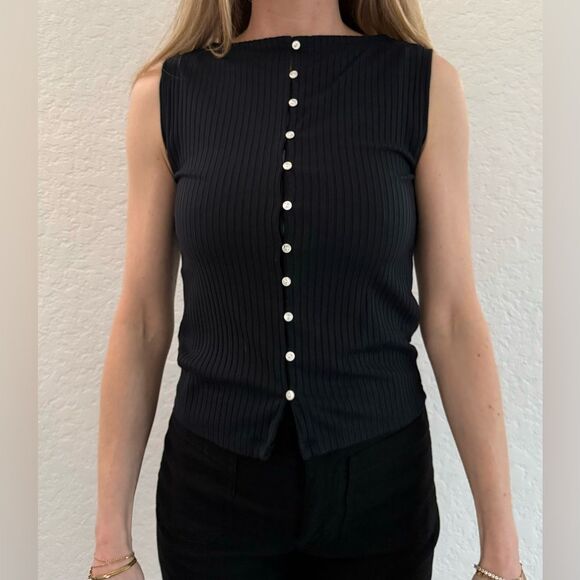 Abercrombie & Fitch Tops - Abercrombie Ribbed Sleeveless Button-Up Top (Size XS)